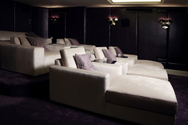 Cinema Sofa UK – Luxurious Movie Sofa