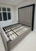 Sofista Monarch Frame Bed – Bold Premium Contrast Border Panel Upholstered Bed Frame UK