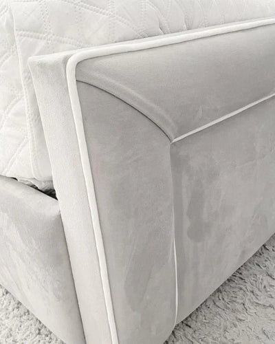 Elizabeth Bedframe